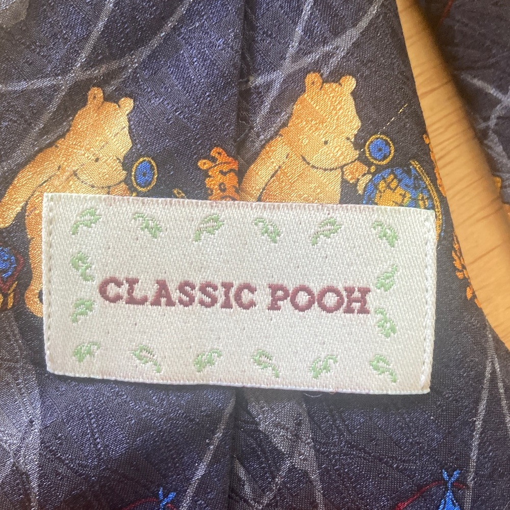 Winnie the Pooh Tie - Picture 2 of 5